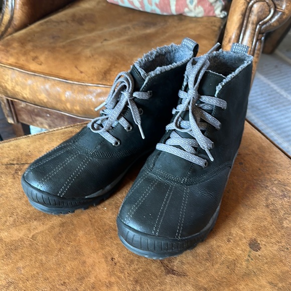 Timberland Women’s Orthotic lined black duck boots size 9.5 - Picture 3 of 11